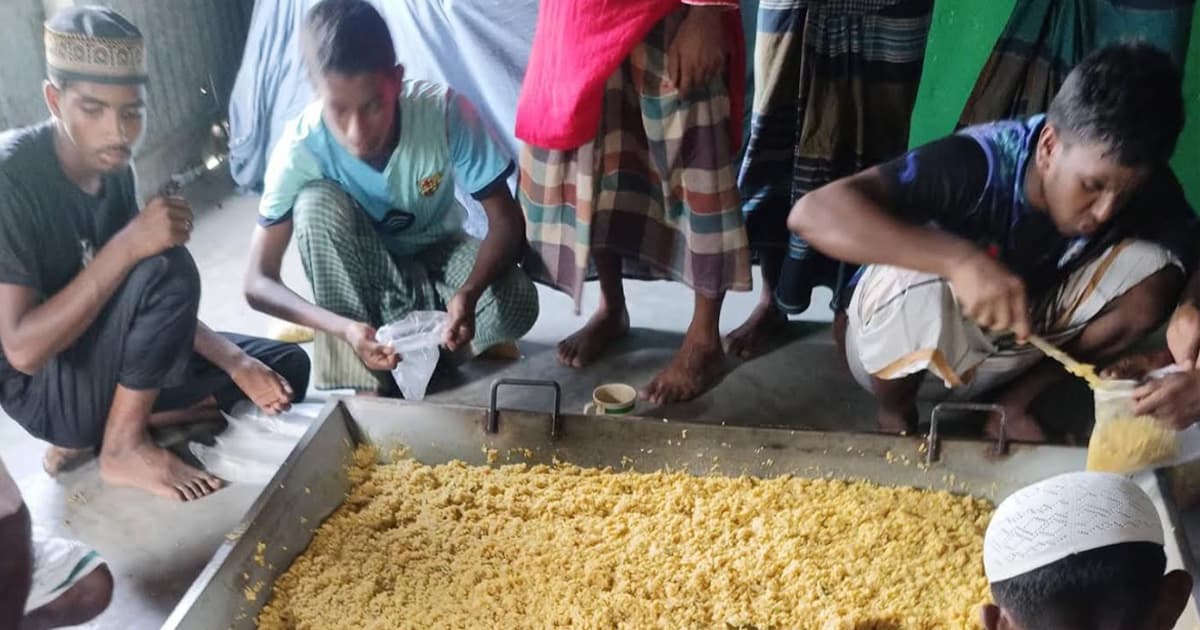 টাঙ্গাইলে মাদরাসায় শোক দিবস পালন ও ভুঁড়িভোজের আয়োজন