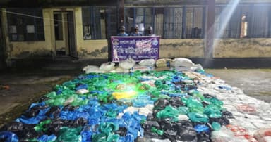 চরফ্যাশনে ৮ লাখ টাকা মূল্যের পলিথিন জব্দ