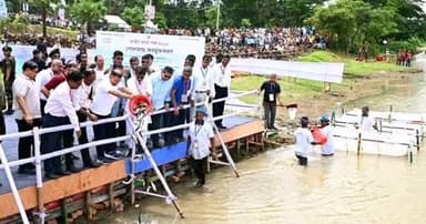 নারী সমাজকে শিক্ষায়-দীক্ষায় ও স্বাবলম্বী করে এগিয়ে নিতে চাই: প্রধানমন্ত্রী