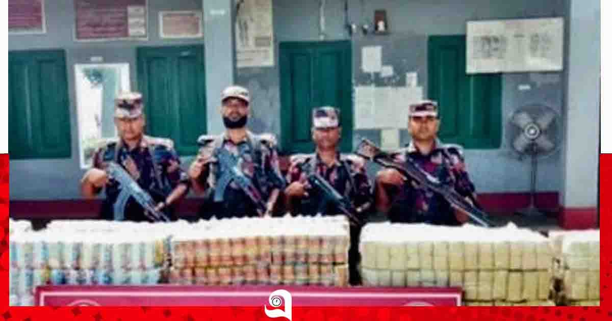 গোমস্তাপুর সীমান্তে সাড়ে ৫ লাখ টাকার ভারতীয় বিড়ি ও নৌকা জব্দ