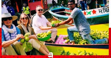 ভীমরুলীর ভাসমান হাটের সৌন্দর্যে মুগ্ধ মার্কিন রাষ্ট্রদূত ক্রিস্টেনসেন