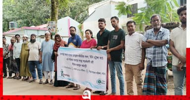 সিংড়ায় খাদ্যের মোড়কে স্বাস্থ্য সতর্কবাণী চালুর দাবিতে মানববন্ধন