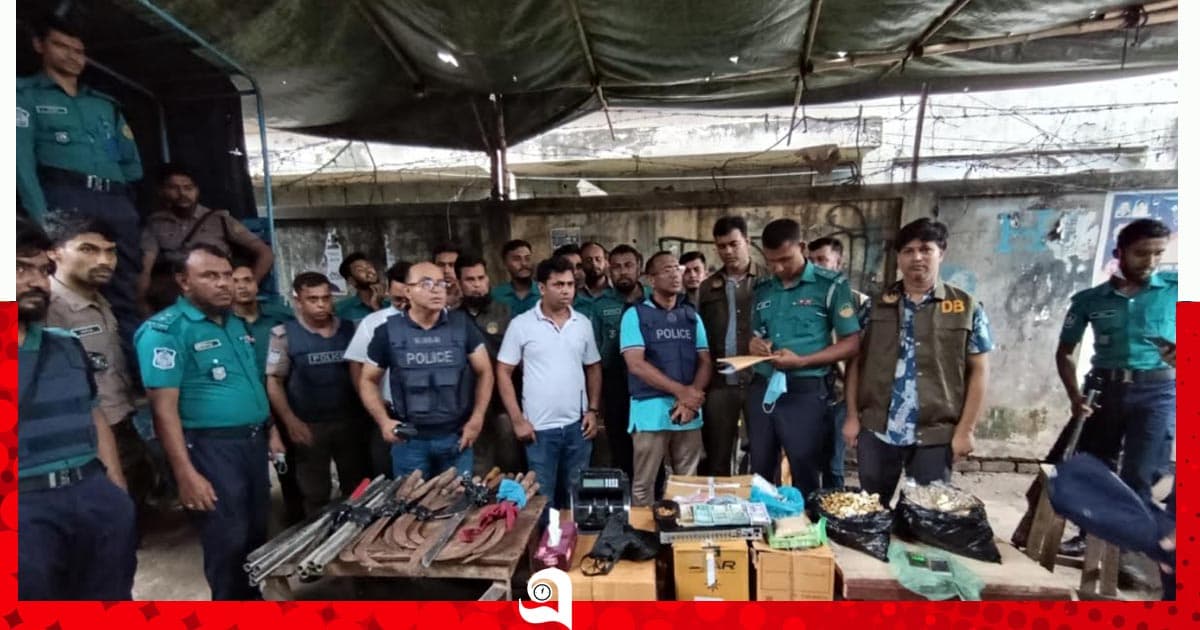 হাজী মাজার বস্তিতে জিএমপির রাতভর বিশেষ অভিযান