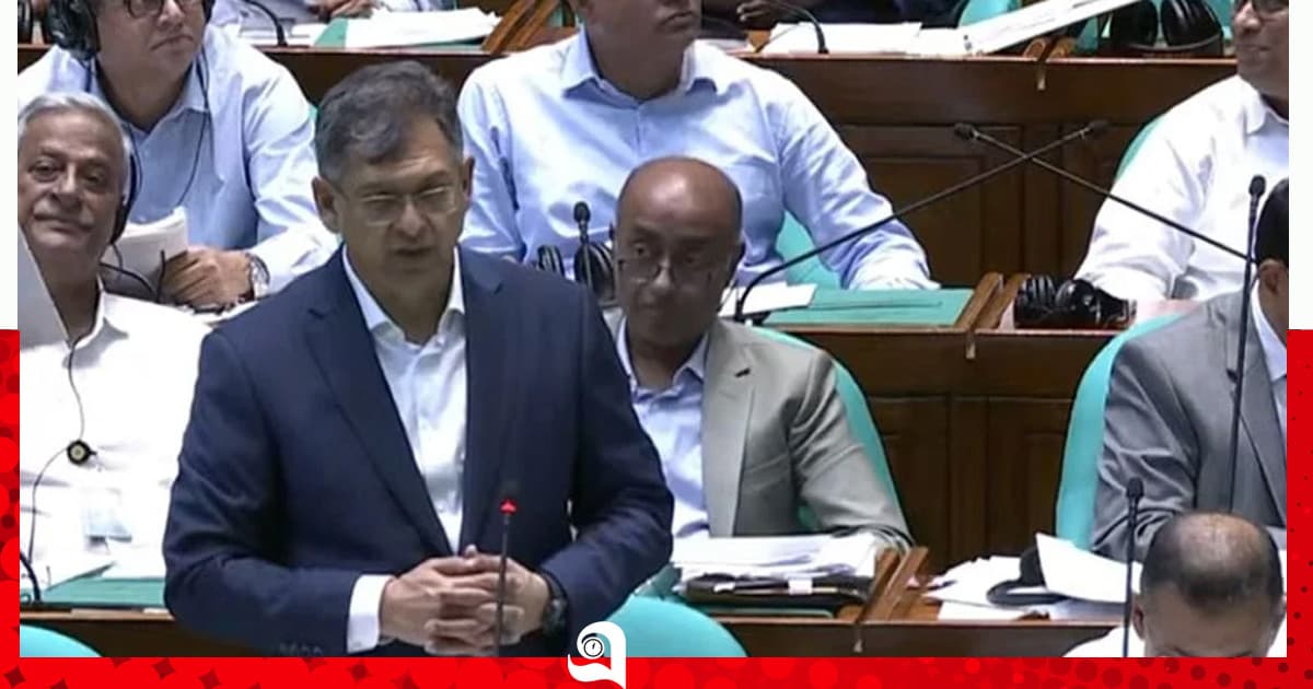 পুলিশে নতুন করে ১৪ হাজার ৪০০ পদে নিয়োগ