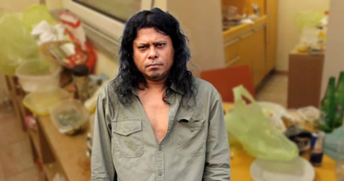 ইতালির হোটেলকাণ্ড নিয়ে মুখ খুললেন জেমস