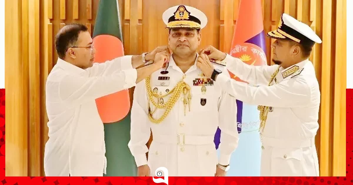 পদোন্নতি পেলেন নৌবাহিনী প্রধান খোন্দকার মিসবাহ