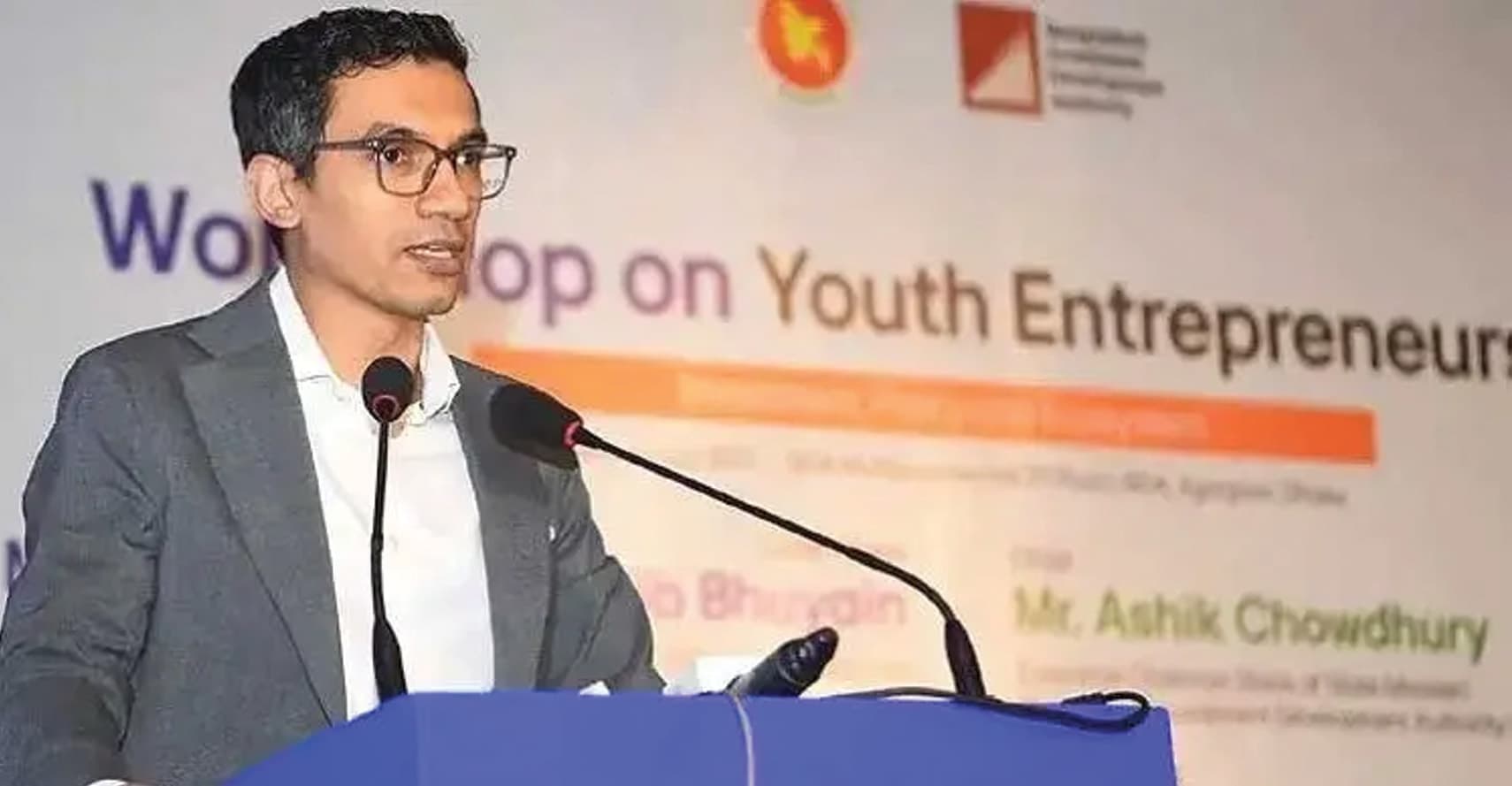 প্রতিমন্ত্রীর মর্যাদা পেলেন আশিক চৌধুরী