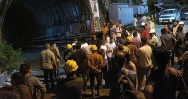 ভারতে নির্মাণাধীন টানেলে ধস, নিহত ৭