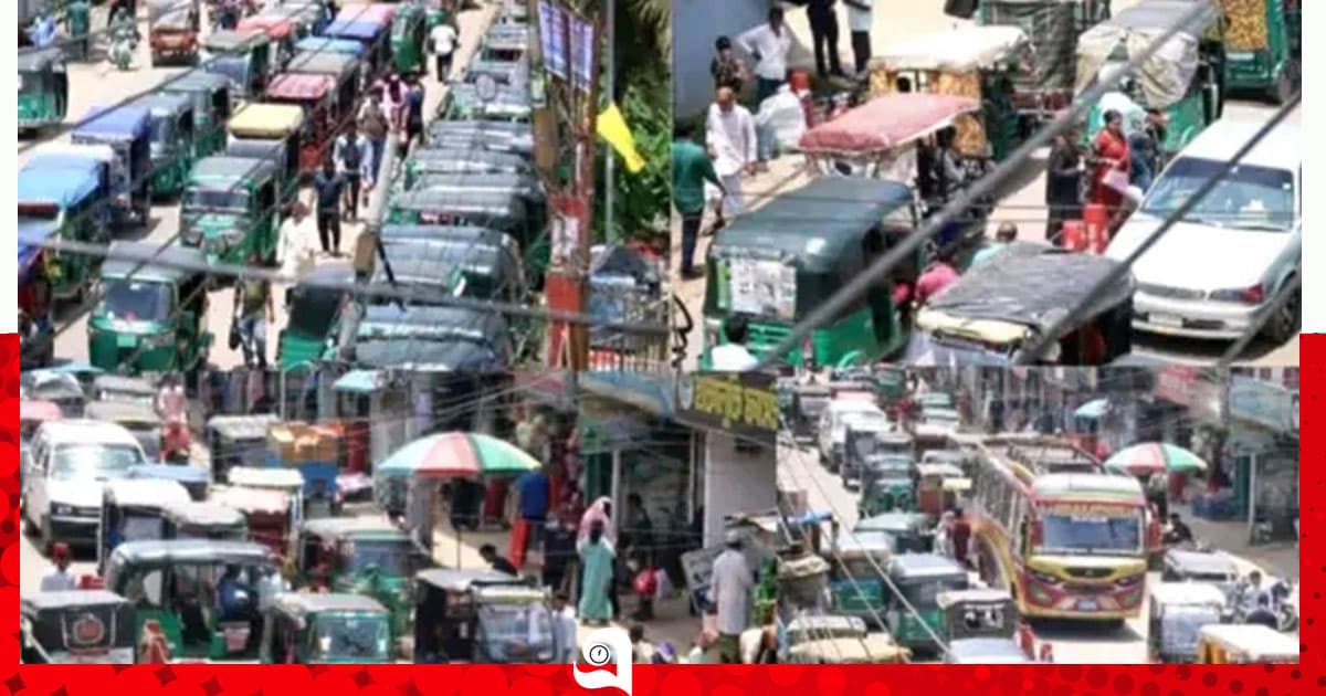 কুলাউড়ায় যত্রতত্র পার্কিংয়ের বিরুদ্ধে অভিযান