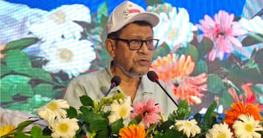 শিশুদের সুস্বাস্থ্যে মায়ের দুধের বিকল্প নেই: স্বাস্থ্যমন্ত্রী