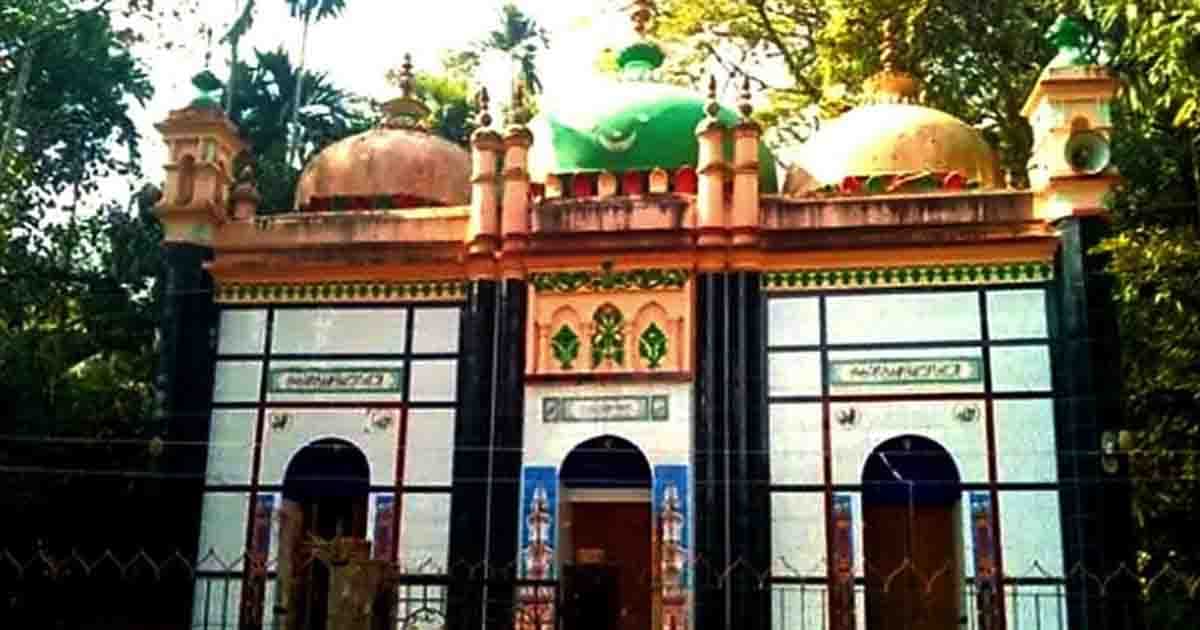 ঐতিহ্যের সাক্ষী ৫শ বছরের পুরোনো মিয়াবাড়ি মসজিদ