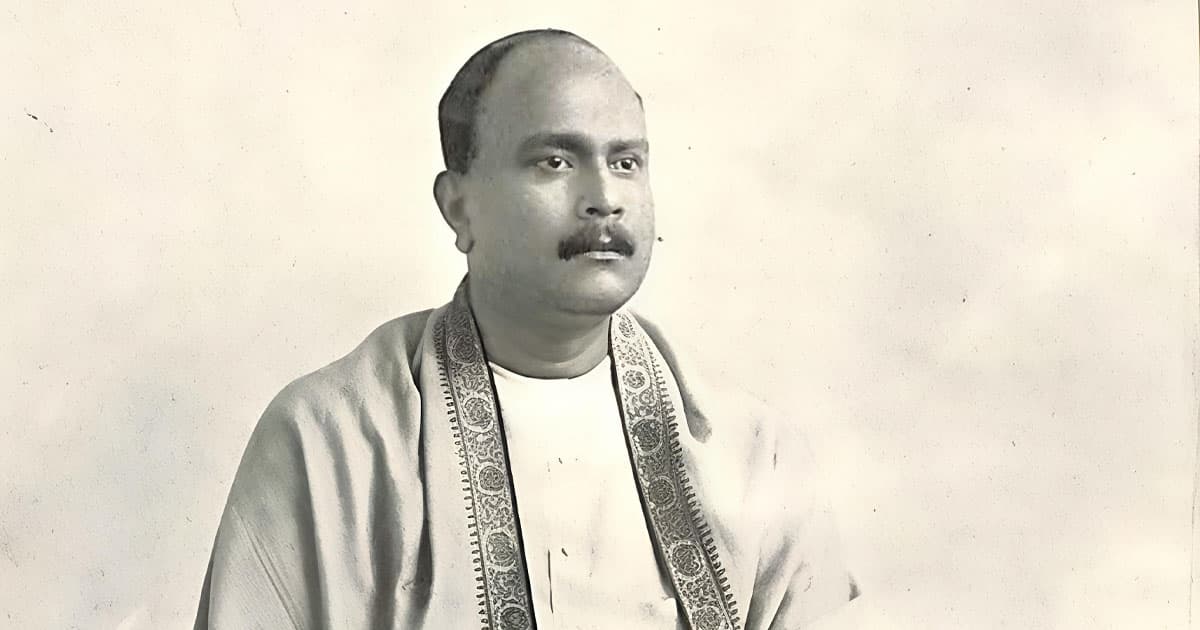 ‘মোদের গরব, মোদের আশা, আ-মরি বাংলা ভাষা’
