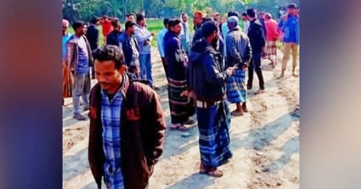 কুকুরের মাংস খাশির বলে বিক্রির চেষ্টা