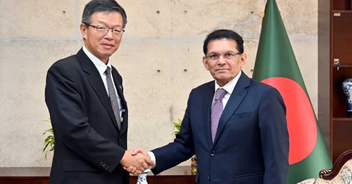 প্রধানমন্ত্রী তারেক রহমান জাপা‌ন সফরের আমন্ত্রণ রাষ্ট্রদূতের