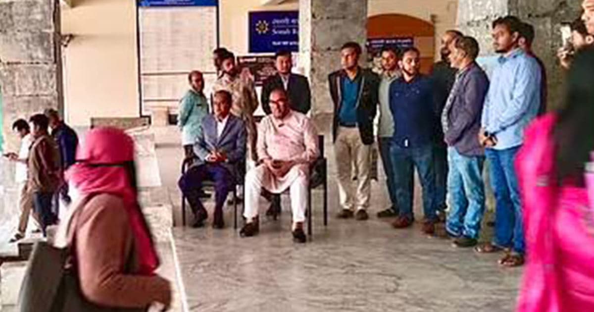 সময়মতো অফিসে না এলে শাস্তিমূলক ব্যবস্থা: সিসিক প্রশাসক