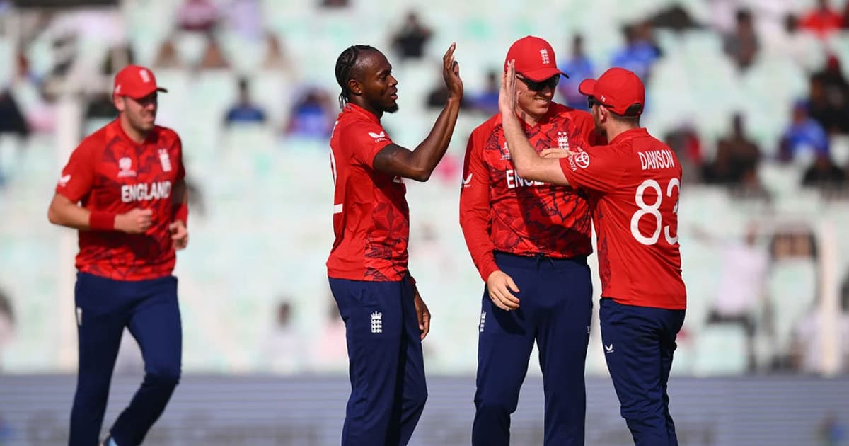 সেরা আটে ওঠার সম্ভাবনা বাঁচিয়ে রাখল ইংল্যান্ড