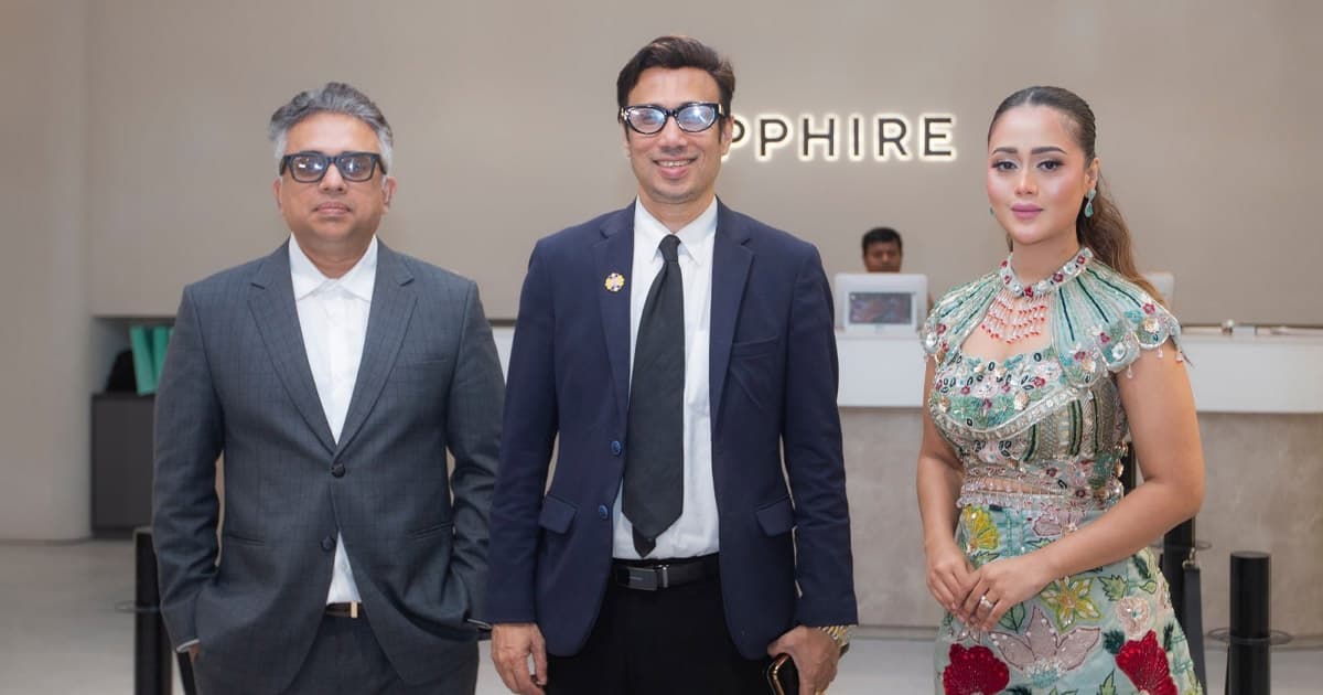 ঢাকায় পাকিস্তানি ব্র্যান্ড সাফায়ার