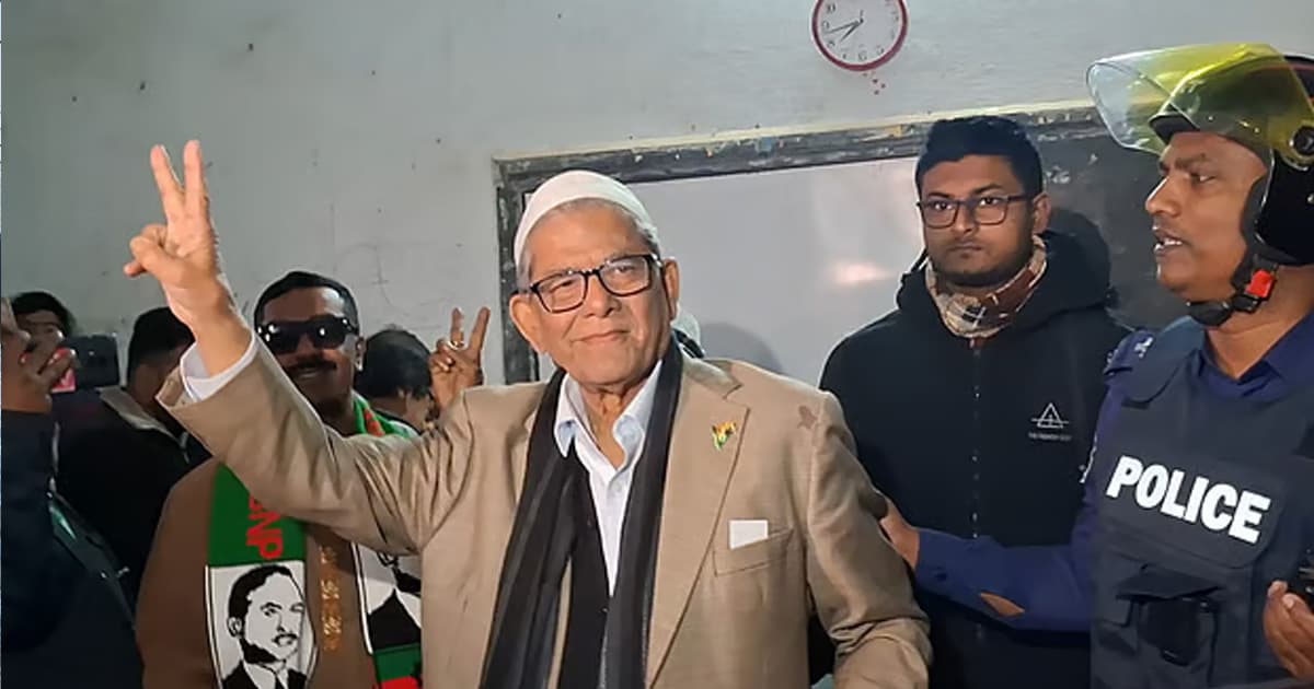 ভোট দিলেন মির্জা ফখরুল ইসলাম