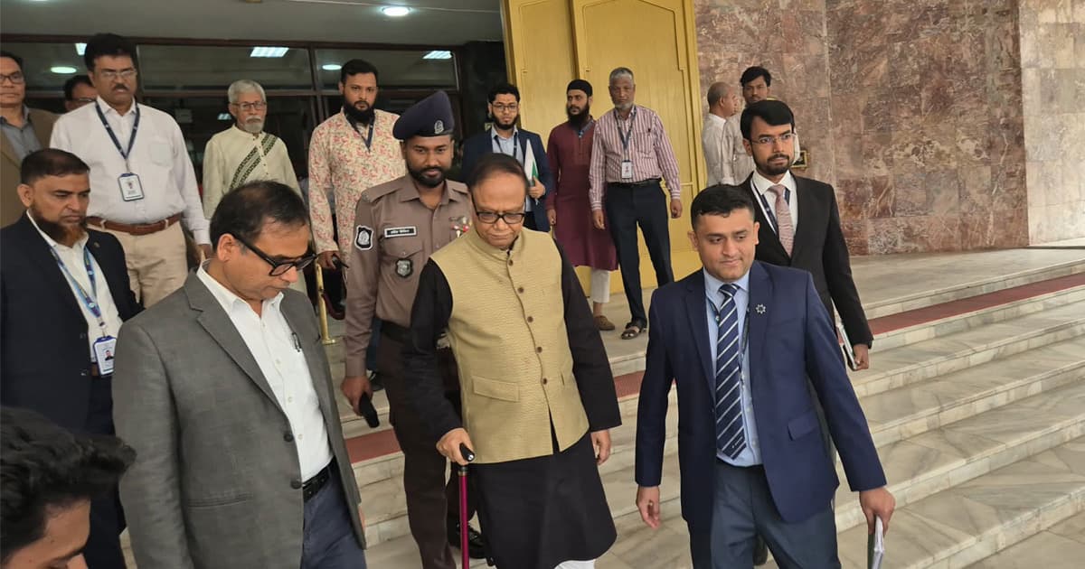 পদত্যাগ করিনি তবে শুনেছি আমি আর নেই: আহসান এইচ মনসুর