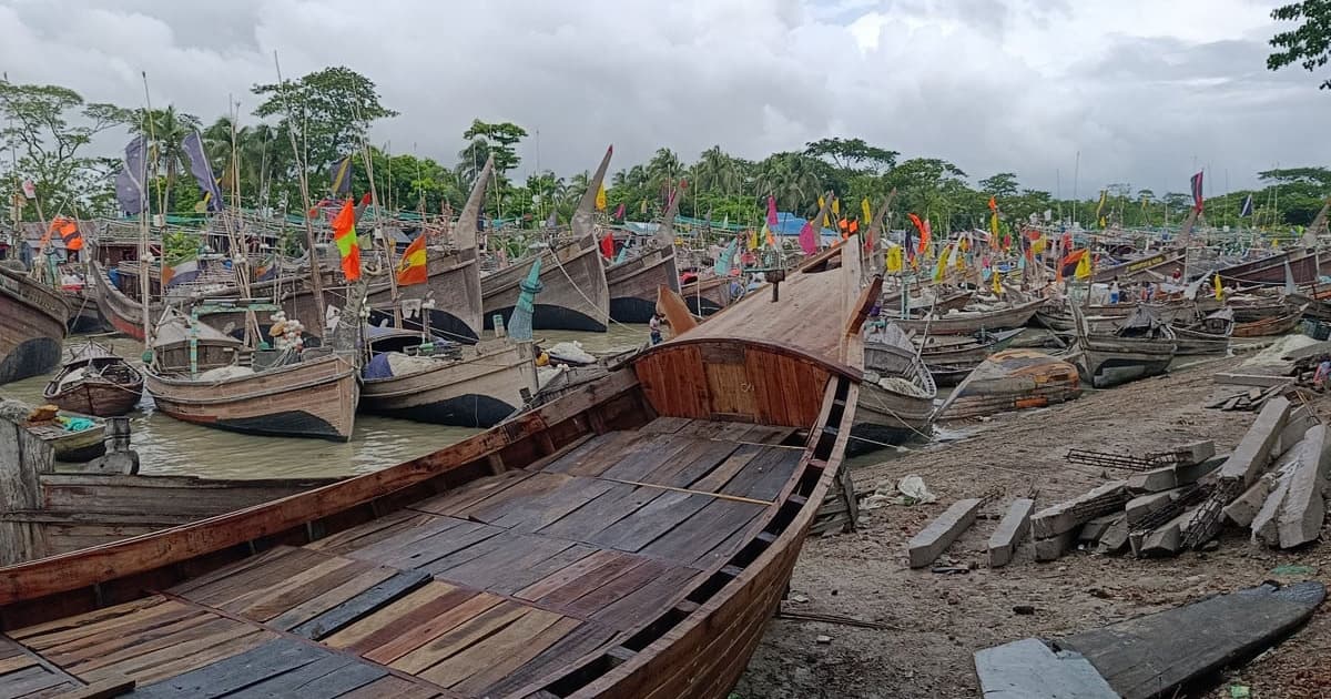 ভোলার মেঘনা-তেঁতুলিয়া নদীতে ২ মাস মাছ ধরা বন্ধ