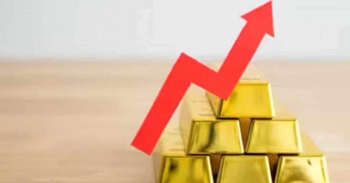 প্রতি ভরি সোনাতে বাড়ল ৫৪২৪ টাকা