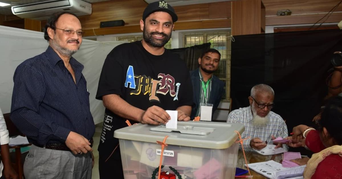 জীবনে প্রথমবার ভোট দিলাম: তামিম ইকবাল