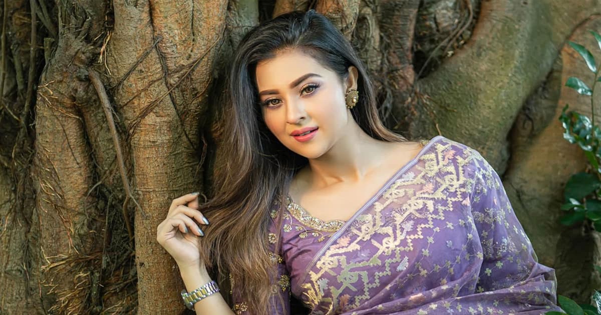 ডিভোর্স নিয়ে মুখ খুললেন বুবলি