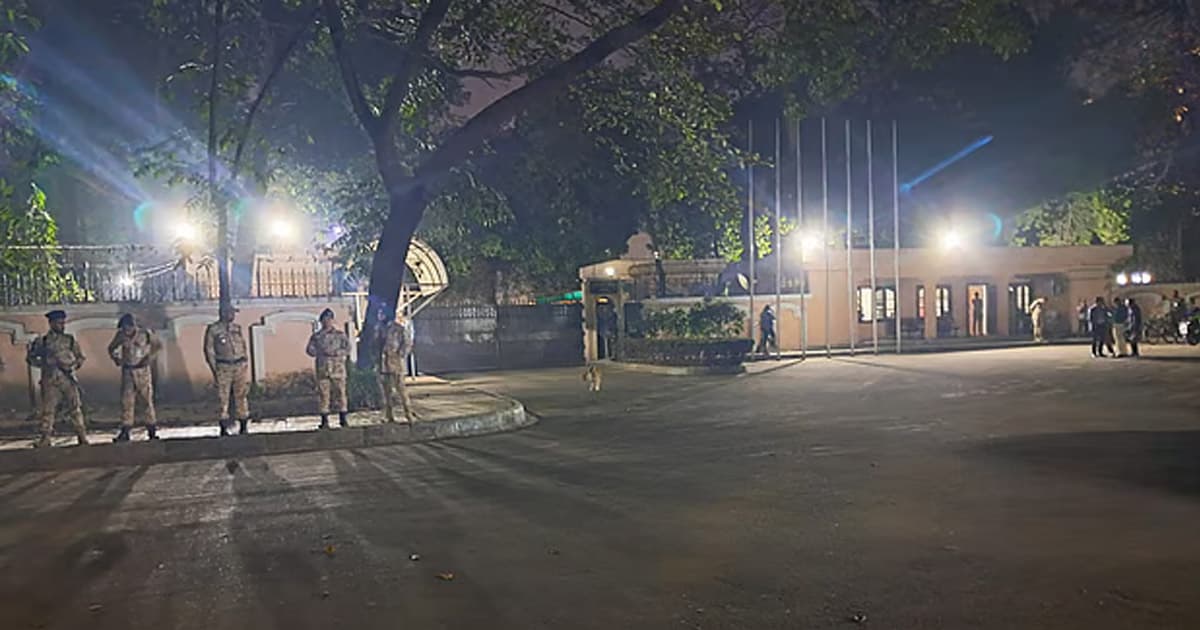 জুলাই সনদ স্বাক্ষর করতে যমুনায় নাহিদ-আখতাররা