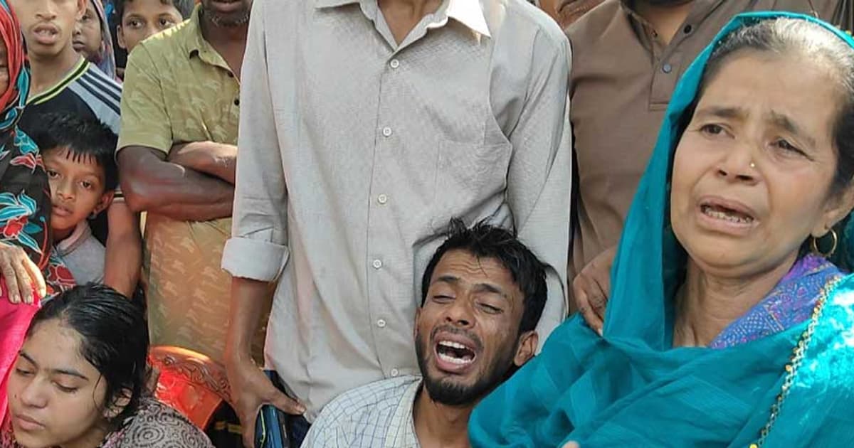 কুমিল্লায় প্রবাসীর স্ত্রী-দুই শিশুর গলাকাটা মরদেহ উদ্ধার