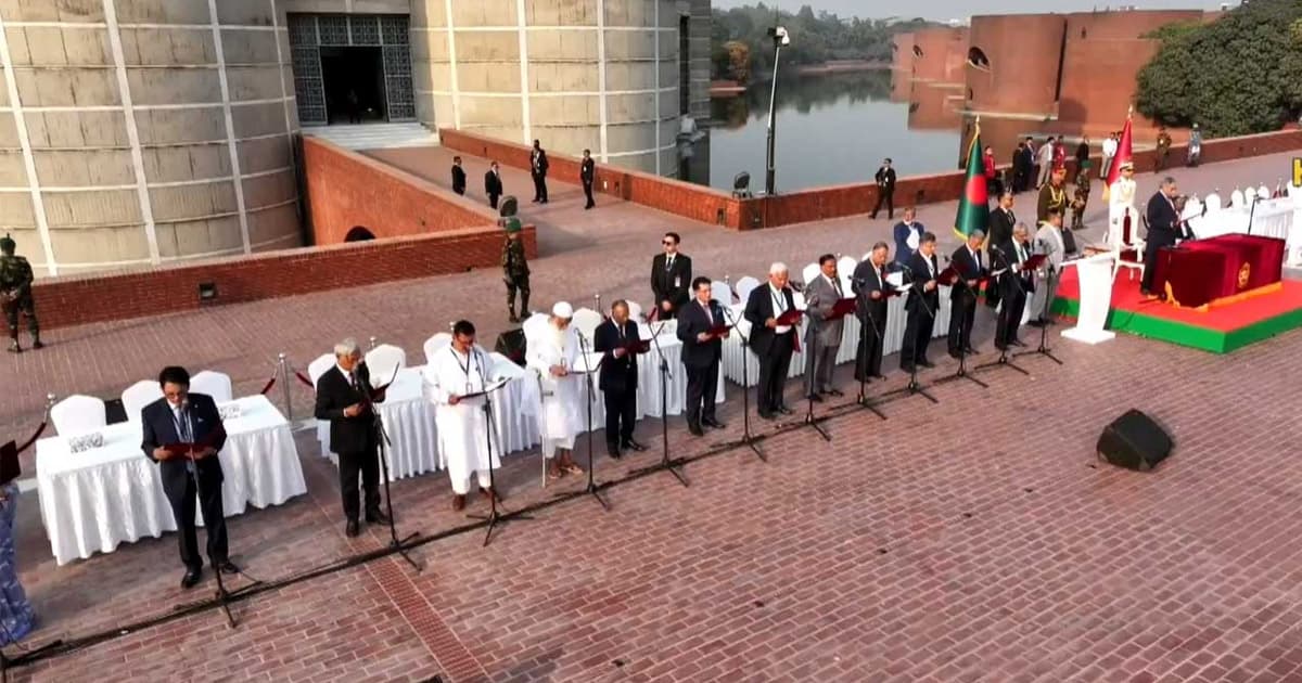 শপথ নিলেন ২৫ মন্ত্রী ও ২৪ প্রতিমন্ত্রী