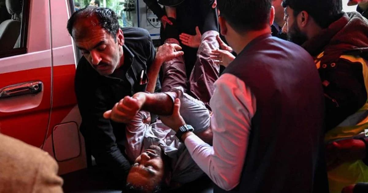 পাকিস্তানে মসজিদে বোমা বিস্ফোরণে নিহত ৩১