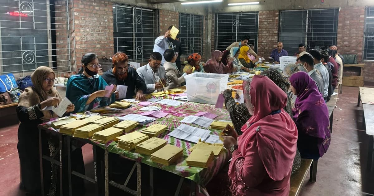পোস্টাল ভোট গণনা শুরু