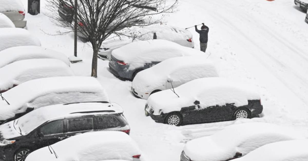 যুক্তরাষ্ট্রে ভয়াবহ তুষারঝড়ে মৃত্যু ১০০ ছাড়াল