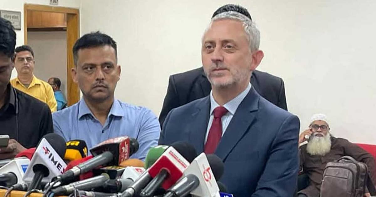 সম্পর্কের নতুন অধ্যায় শুরুর অপেক্ষায় আছি: মাইকেল মিলার