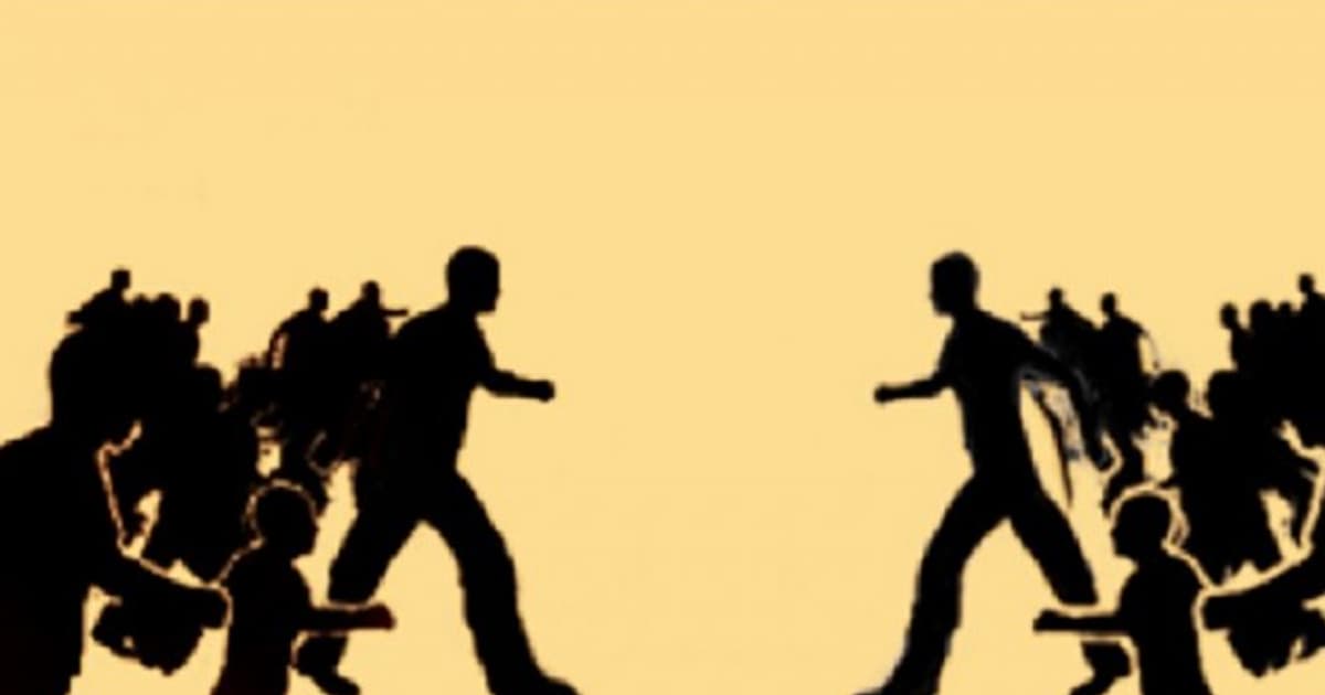 রাজশাহীতে আ. লীগের কর্মীকে আশ্রয়,বিএনপির দুপক্ষের সংঘর্ষ