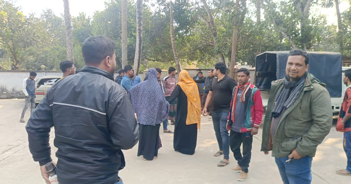 চুয়াডাঙ্গায় মাঠ থেকে যুবকের লাশ উদ্ধার