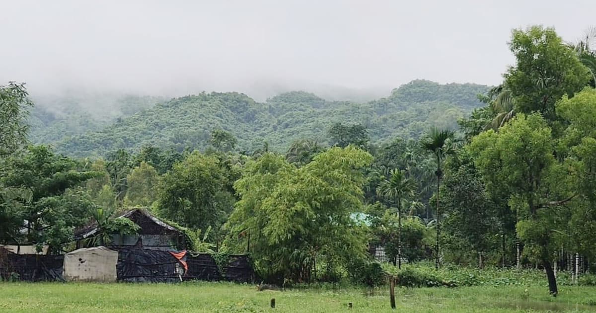 টেকনাফে গোলাগুলির ঘটনায় আতঙ্কে স্থানীয়রা