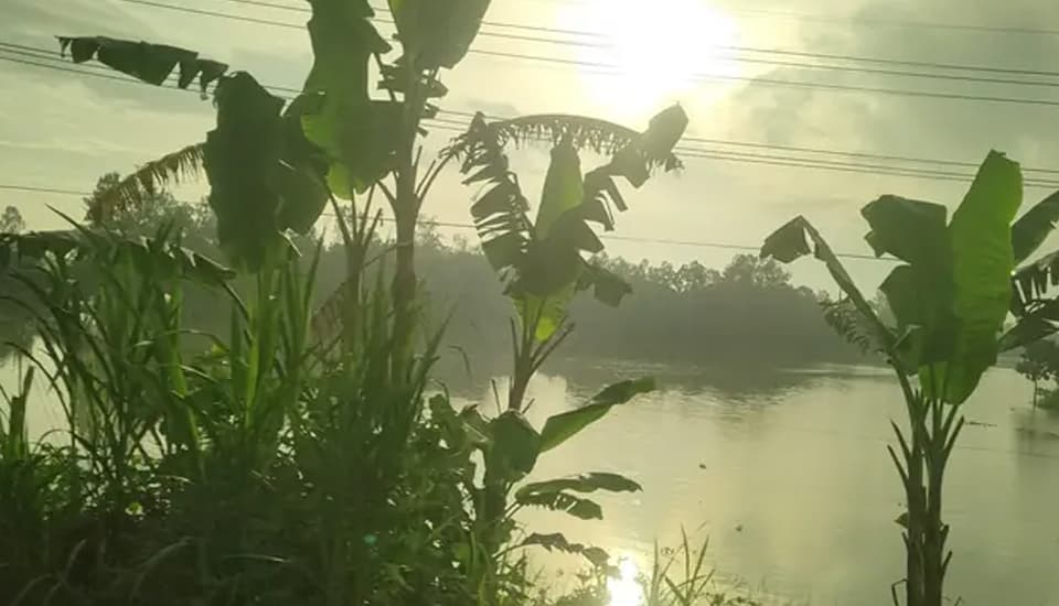 ঠাকুরগাঁওয়ে অবশেষে দেখা দিল ‘সূর্যি মামা’