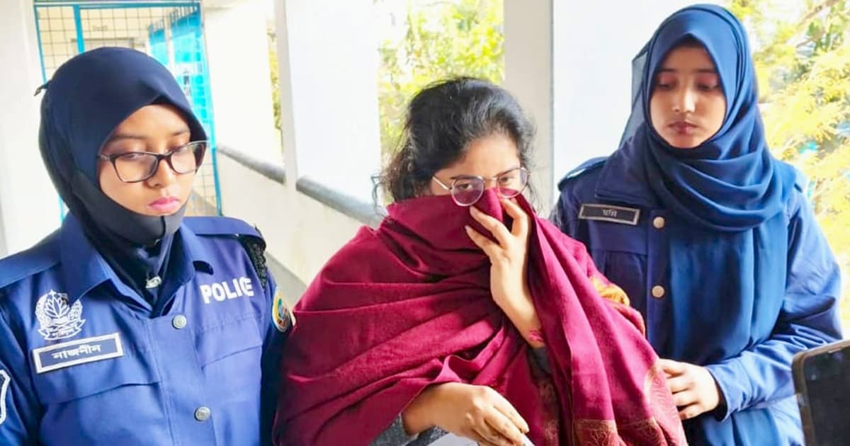 শিক্ষক নিয়োগ পরীক্ষা: বরগুনায় ডিভাইসসহ যুবলীগ নেতার স্ত্রী আটক