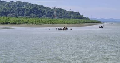 মিয়ানমার থেকে আসা গুলিতে টেকনাফে কিশোরীর মৃত্যু