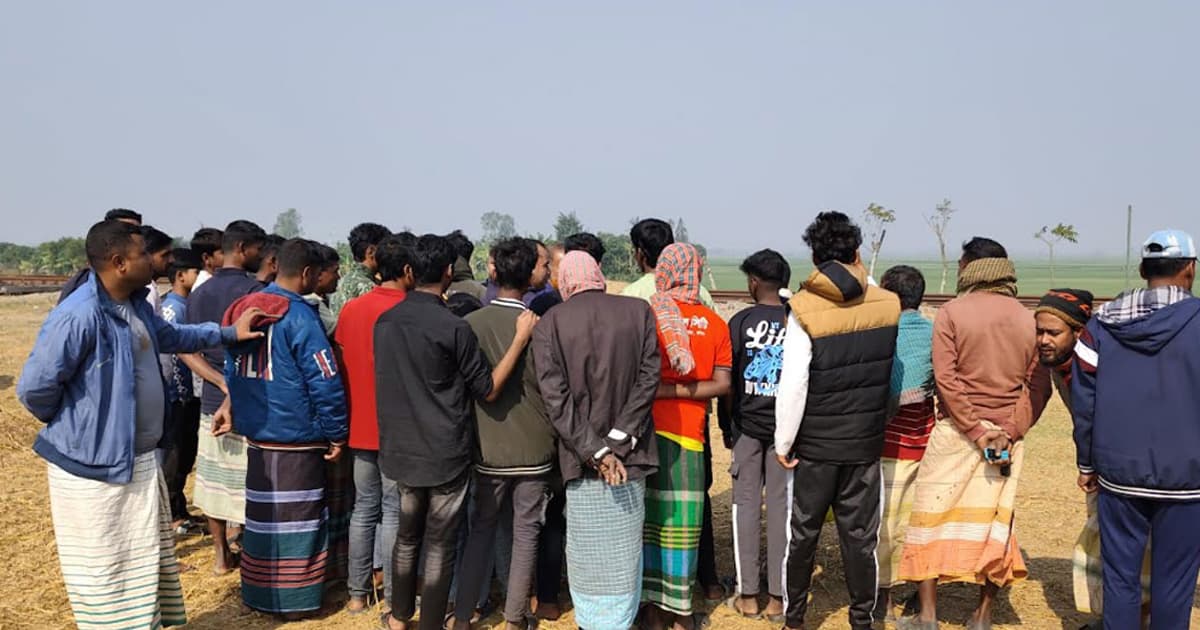 পাবনায় গরু চুরি করতে এসে গণপিটুতে যুবক নিহত