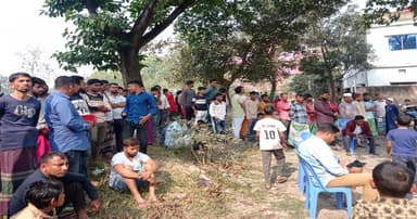 গাজীপুরে পুকুর থেকে রহস্যজনক বিস্ফোরক উদ্ধার