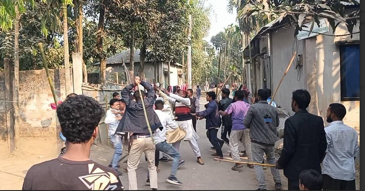 লালমনিরহাটে হিজাব খোলা নিয়ে বিএনপি–জামায়াত সংঘর্ষ, আহত ২০