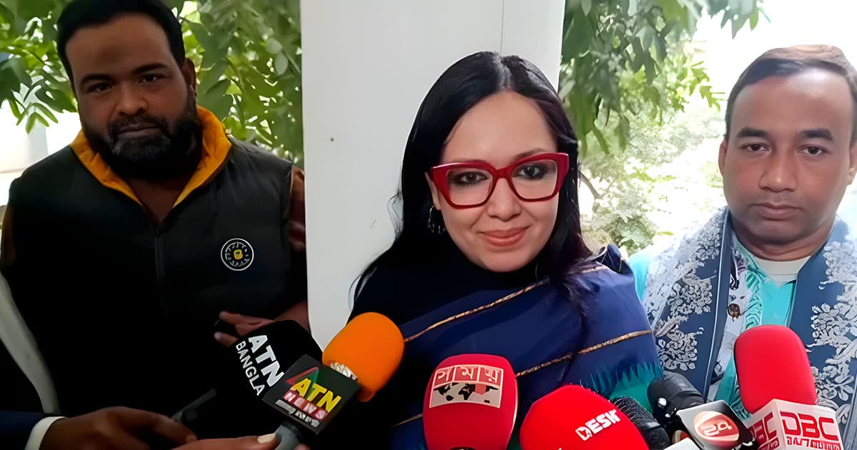 নিজের মতো রাজনীতি চালিয়ে যাওয়ার ঘোষণা রুমিন ফারহানার