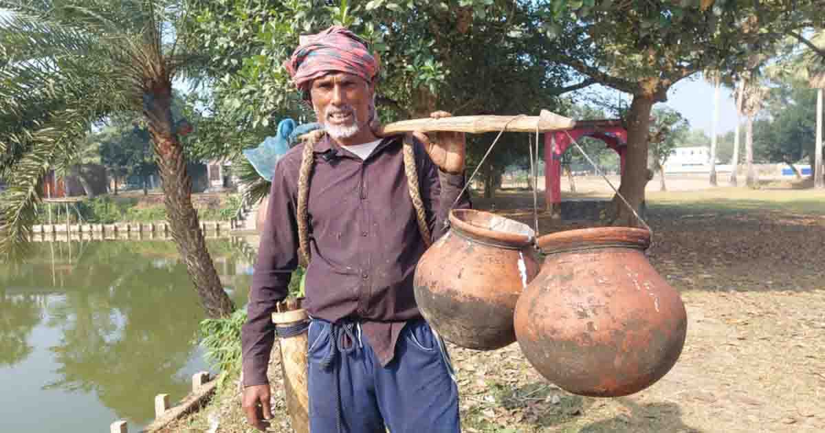 তিন মাসের আয়ে চলে সারা বছর