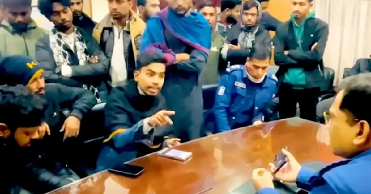 ওসিকে হুমকি দেওয়া বৈষম্যবিরোধী  নেতাকে শোকজ