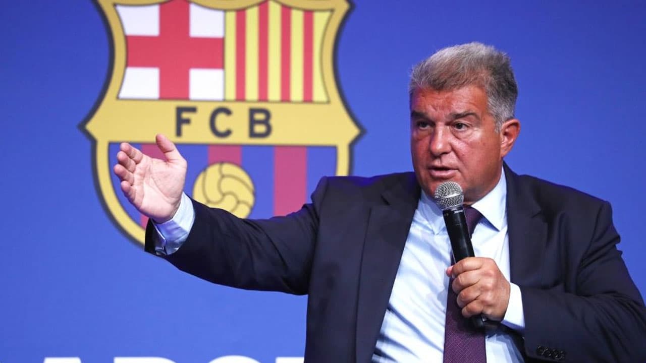 নির্বাচন ও শিরোপার চ্যালেঞ্জে বার্সেলোনা