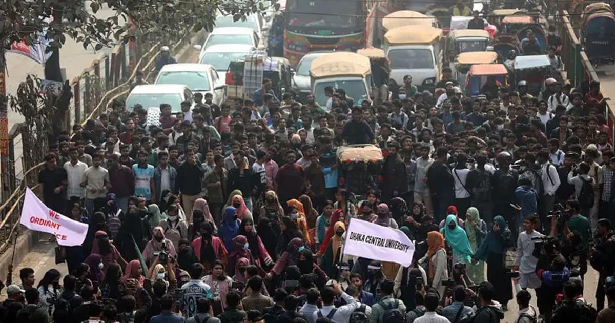 দেড় বছরে ১১শ'র বেশি সড়ক অবরোধ