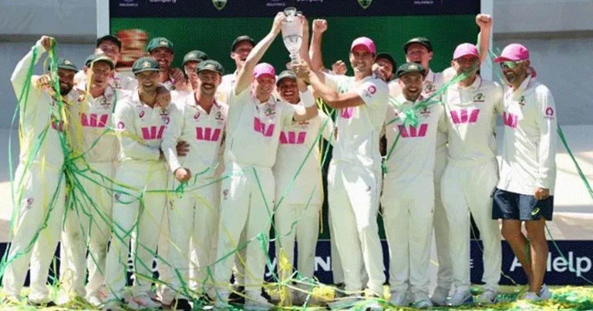 উসমানের বিদায় রাঙিয়ে দিল অস্ট্রেলিয়া