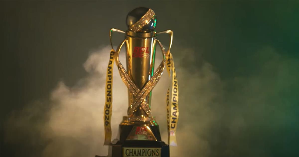 হেলিকপ্টারে মিরপুরে বিপিএল ট্রফি